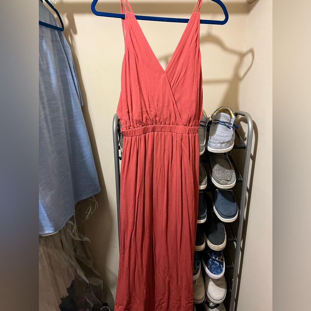 Lulu’s Rust Maxi Dress - Picture 4 of 7